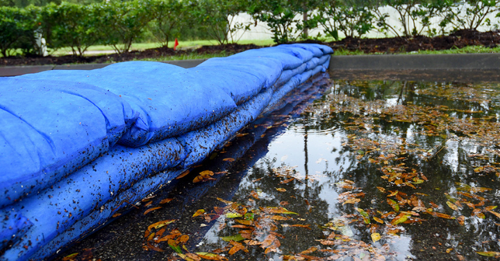 ULTRA-FLOOD STOPPER (AQUA BAG)